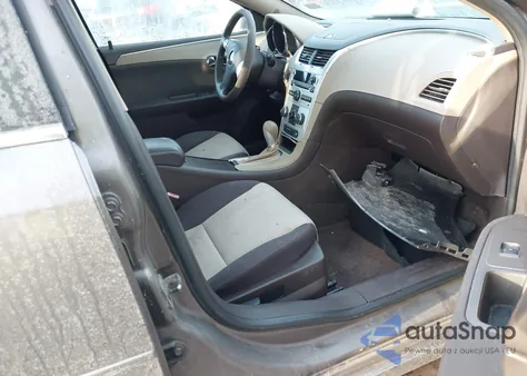 2010 Chevrolet Malibu Ls z USA, uszkodzony, nr VIN 1G1ZB5EB6AF298361